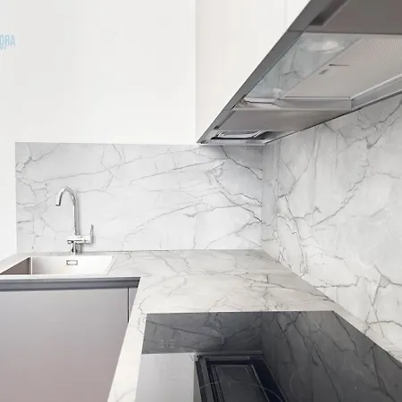 Palazzo Saba Tirabora Short Rent * Triest