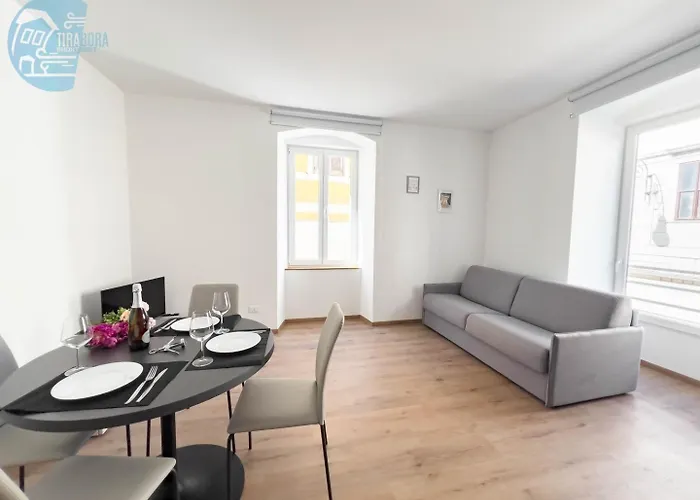Palazzo Saba Tirabora Short Rent Apartamento *