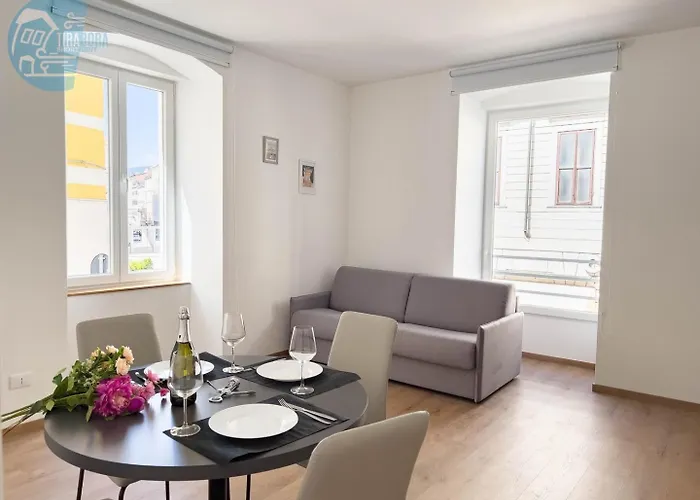 Apartamento Palazzo Saba Tirabora Short Rent