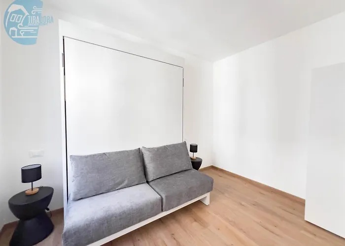 Palazzo Saba Tirabora Short Rent Apartamento