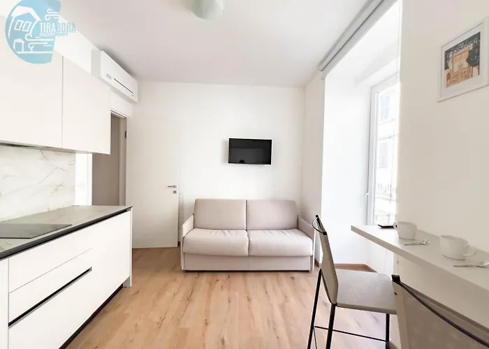 Palazzo Saba Tirabora Short Rent Apartamento
