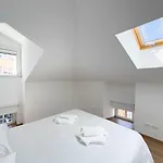 Apartment Palazzo Saba Tirabora Short Rent