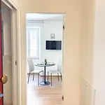 Palazzo Saba Tirabora Short Rent Apartment *