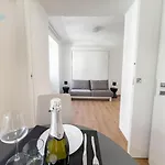 Palazzo Saba Tirabora Short Rent Apartment *
