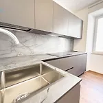 Apartment Palazzo Saba Tirabora Short Rent Trieste