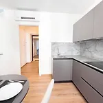 Palazzo Saba Tirabora Short Rent Apartment *