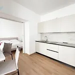 Palazzo Saba Tirabora Short Rent * Trieste
