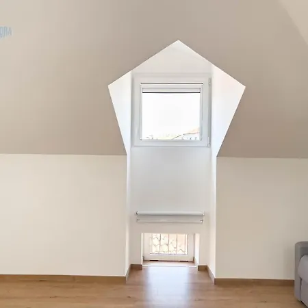 Apartment Palazzo Saba Tirabora Short Rent *