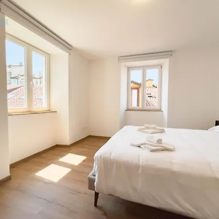 Palazzo Saba Tirabora Short Rent Trieste