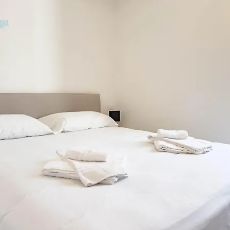 Palazzo Saba Tirabora Short Rent * Trieste
