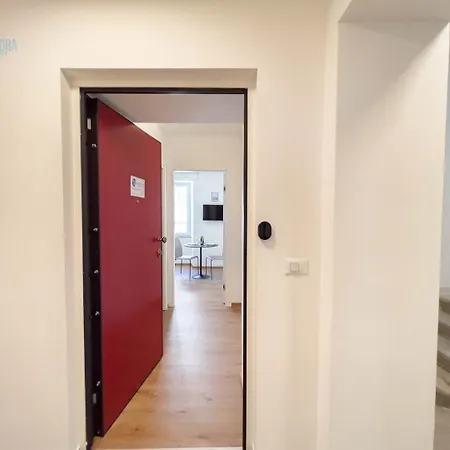 Apartment Palazzo Saba Tirabora Short Rent