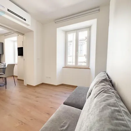 Apartment Palazzo Saba Tirabora Short Rent *