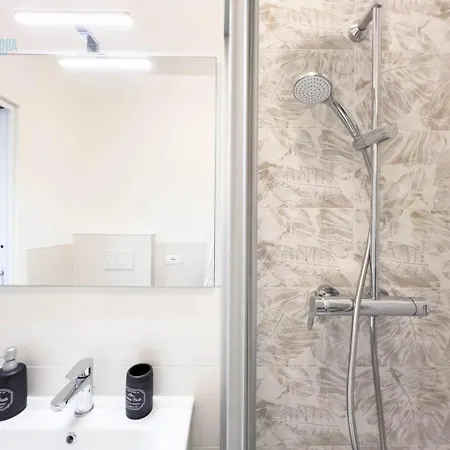 Palazzo Saba Tirabora Short Rent Trieste