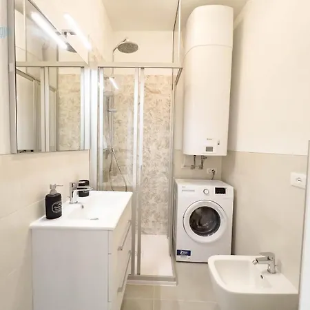 Apartment Palazzo Saba Tirabora Short Rent Trieste