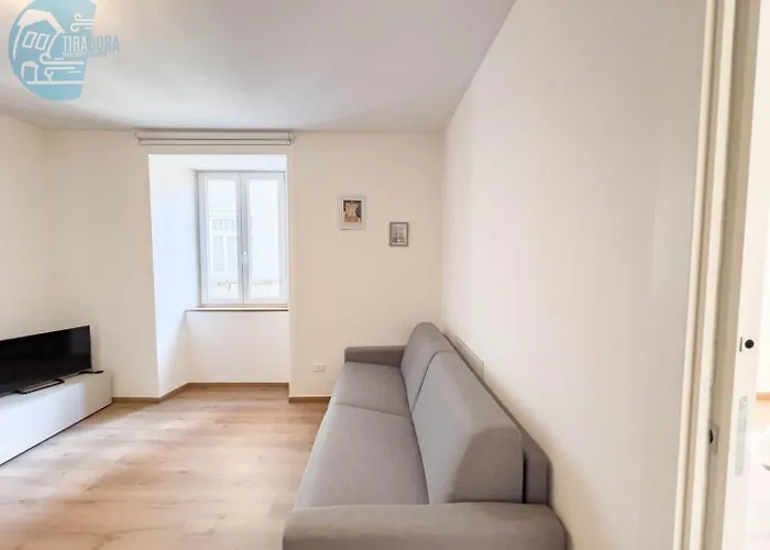 Lägenhet Palazzo Saba Tirabora Short Rent Trieste