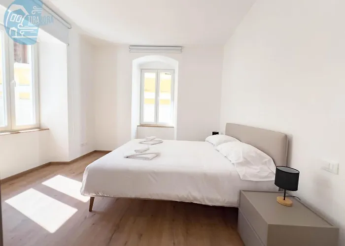 Lägenhet Palazzo Saba Tirabora Short Rent Trieste