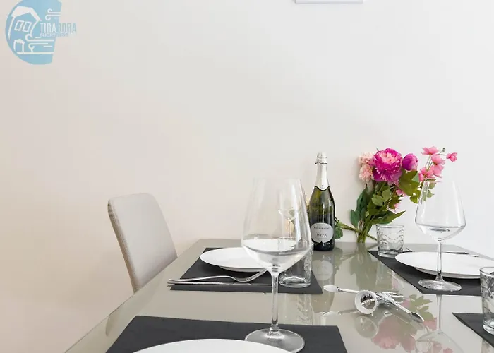 Lägenhet Palazzo Saba Tirabora Short Rent *