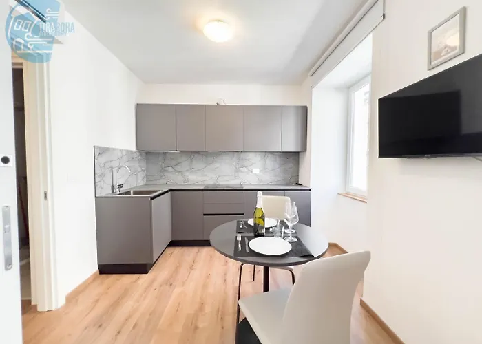 Lägenhet Palazzo Saba Tirabora Short Rent *
