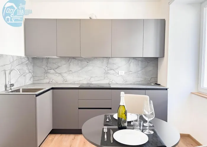 Lägenhet Palazzo Saba Tirabora Short Rent