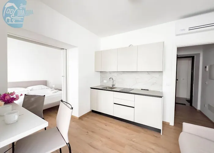 Lägenhet Palazzo Saba Tirabora Short Rent Trieste